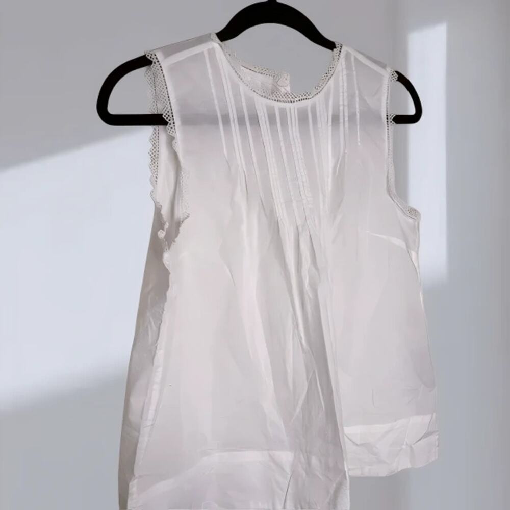 NWT Levi’s Sleeveless Pintuck Lace Blouse – White (Women’s Large)